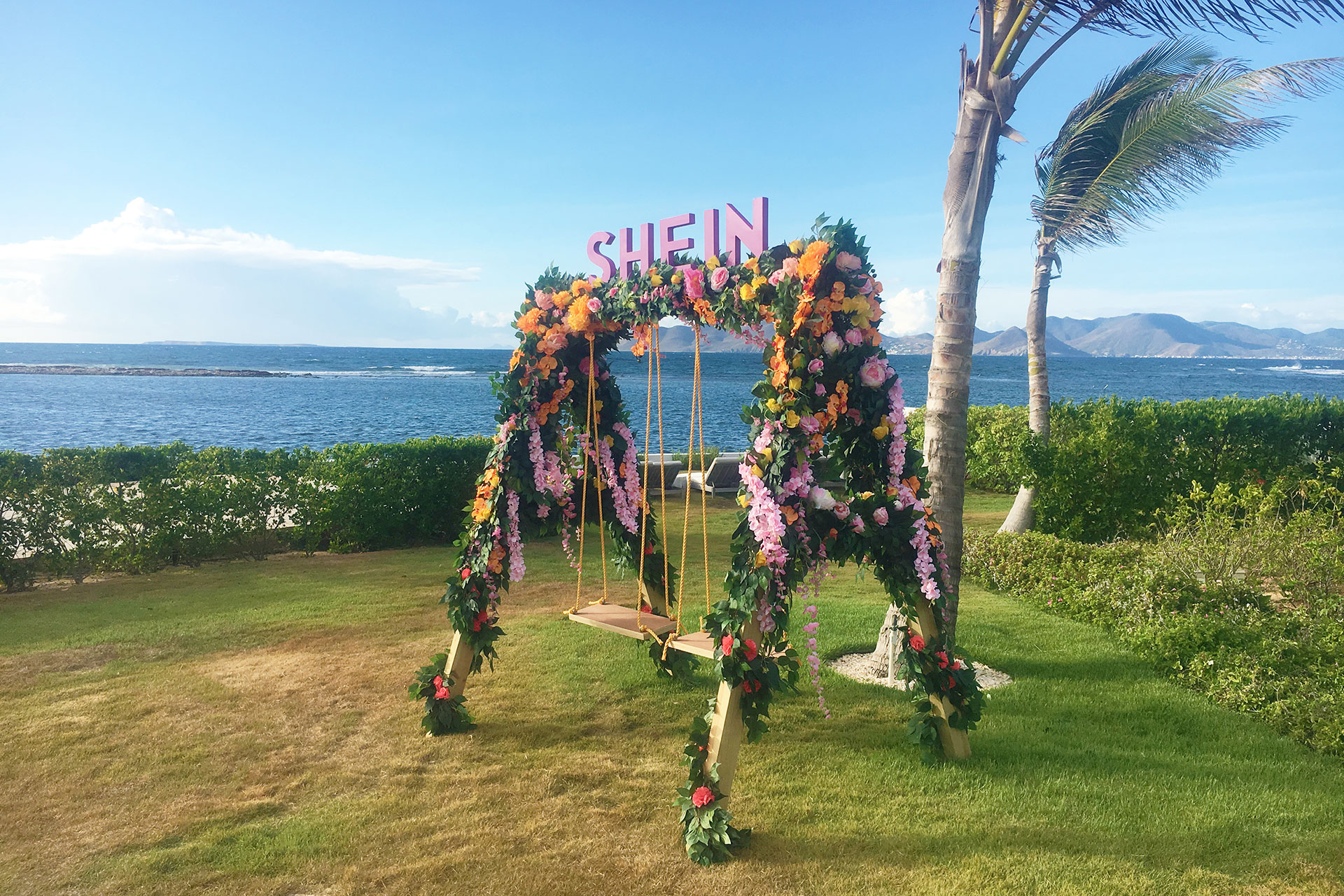 Floral Swingset Seaside on theSHEIN Influencer trip